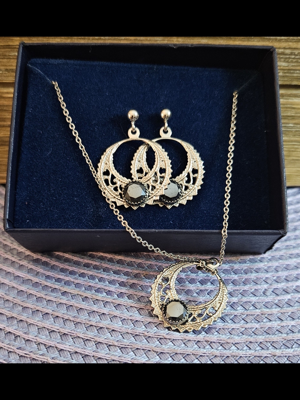 Vintage Silver-Tone Filigree Crescent Necklace & Earring Set with Black Stone
